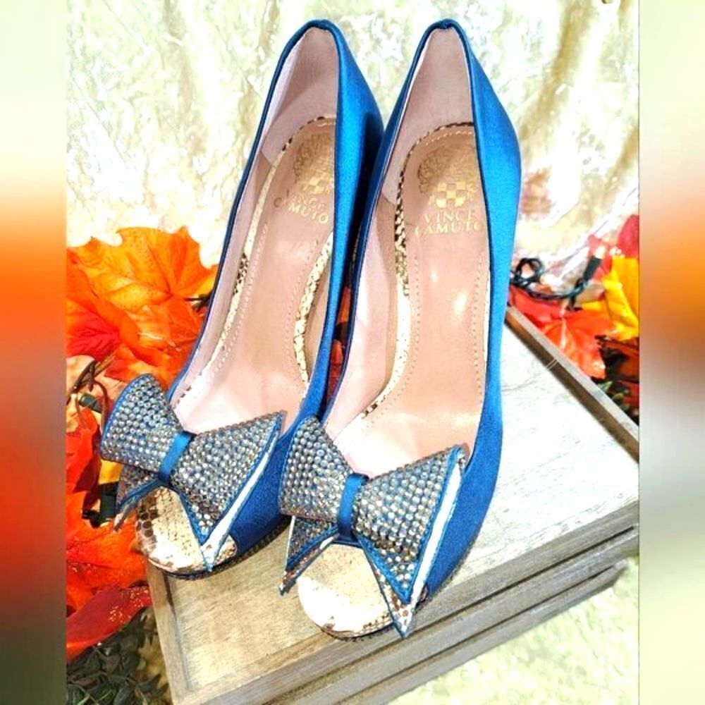NWOB Vince Camuto Women's Grady Pump High Heel Ocean Blue & Gold Goddess - Picture 2 of 12